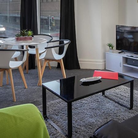 Appartement 02 Springfield - Sleeps 6 à Blackpool Extérieur photo