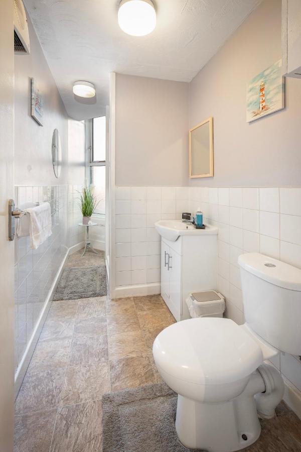Appartement 02 Springfield - Sleeps 6 à Blackpool Extérieur photo